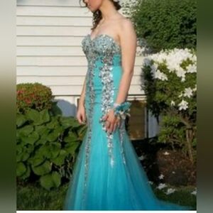 Elegant Strapless Gown with Silver Embellishments Turquoise maxi dress size 16